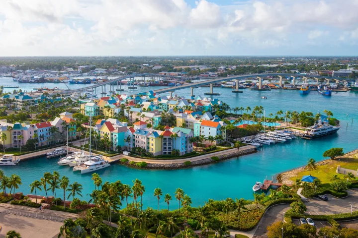 bahamas_nassau_2137206643_l.webp